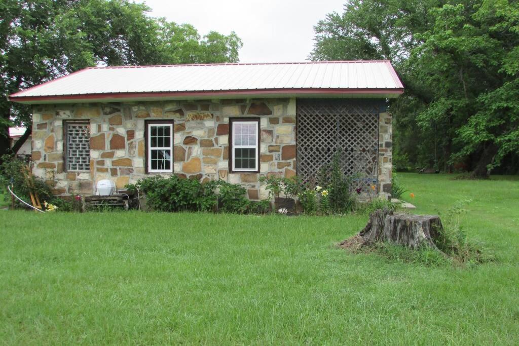 Berrybramble Cottage Talihina エクステリア 写真